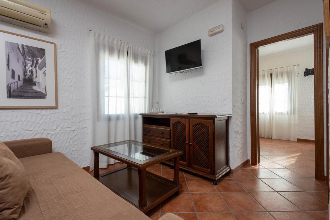 Tugasa Hotel Y Casas Rurales La Posada Villaluenga Del Rosario Kültér fotó